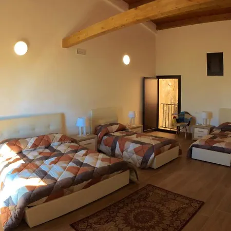 Le Vie Di Girgenti Bed & Breakfast 4*