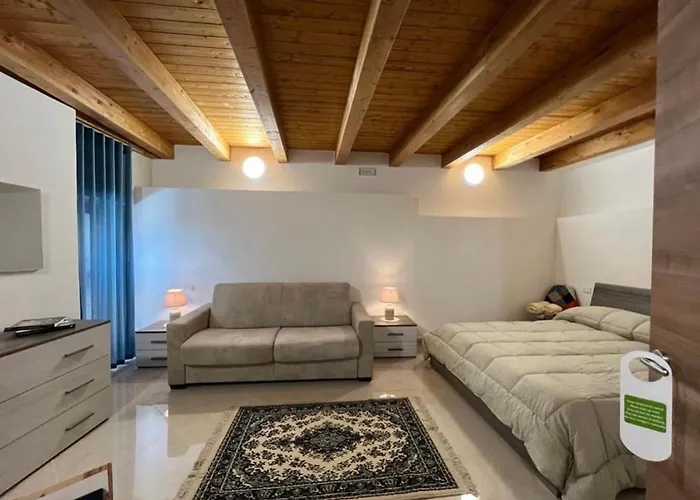 ベッド・アンド・ブレックファスト Le Vie Di Girgenti 4*